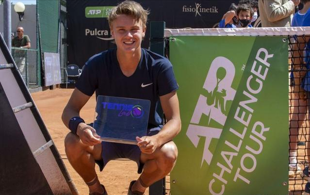 消极态度 消极态度