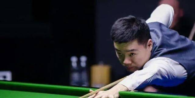 首发及替补 首发及替补